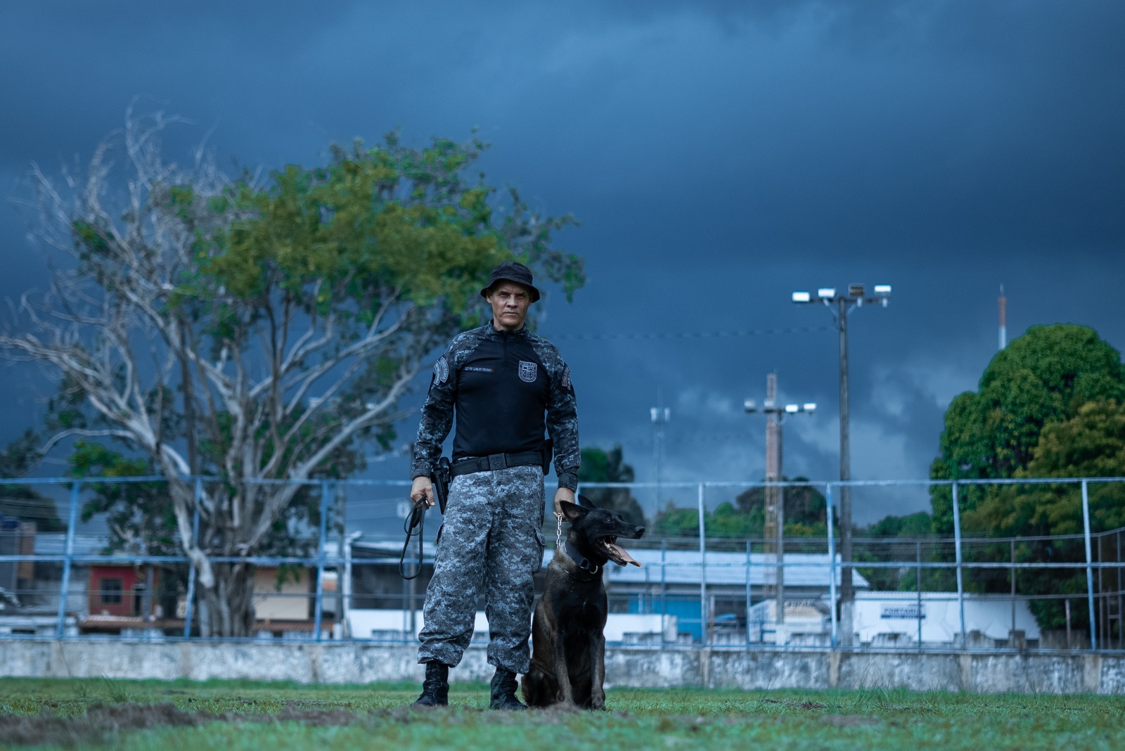 Confira como é o treinamento de cães policiais no Amazonas