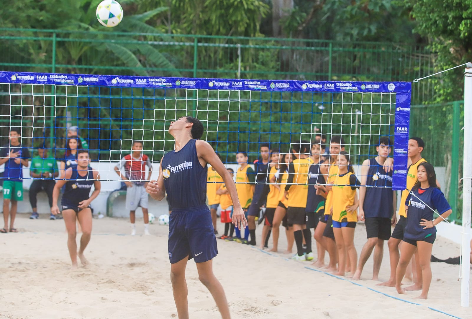 Manaus ganha 2 núcleos do Projeto Mais Futevôlei nos Bairros; confira