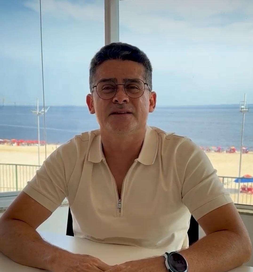 Agregador nacional de pesquisas mostra David Almeida com grande chance de reeleição