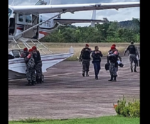 Tropa de Choque da PM chega em Manicoré após depredação em hospital e na casa do prefeito