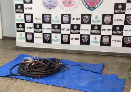 Trabalhadores são presos por furto de fios de cobre avaliados em R$ 3 mil no Armando Mendes 
