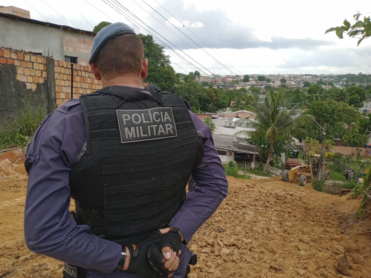 Polícia prende dupla e retoma área comandada por tráfico no Nossa Senhora de Fátima 