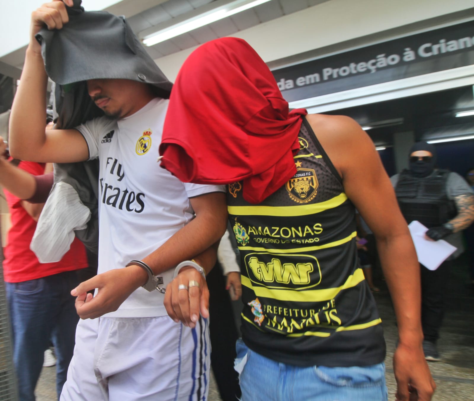 Homem chamou mais 7 pessoas para estuprarem menina de 13 anos em Manaus