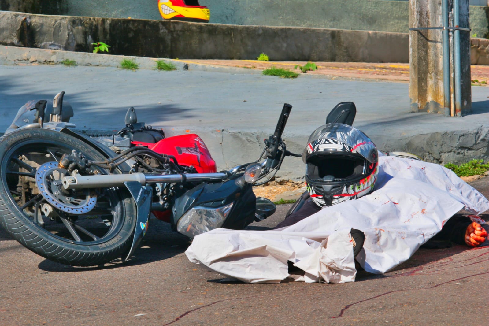Motociclista de app morto na Chapada pode ter sido vítima de tentativa assalto; confira