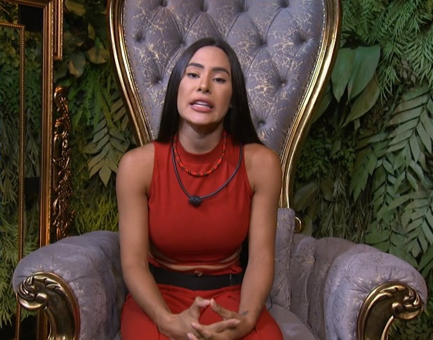 Isabelle é acusada de 'trairagem' após mudar voto no Confessionário