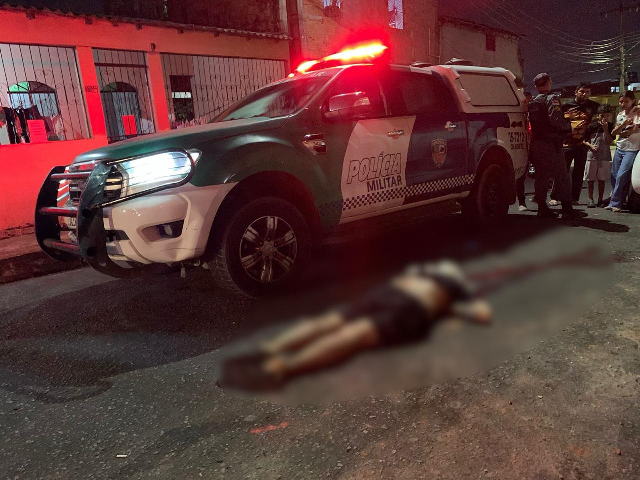 Homem é morto a tiros por desobedecer 'decreto' de criminosos no Novo Aleixo