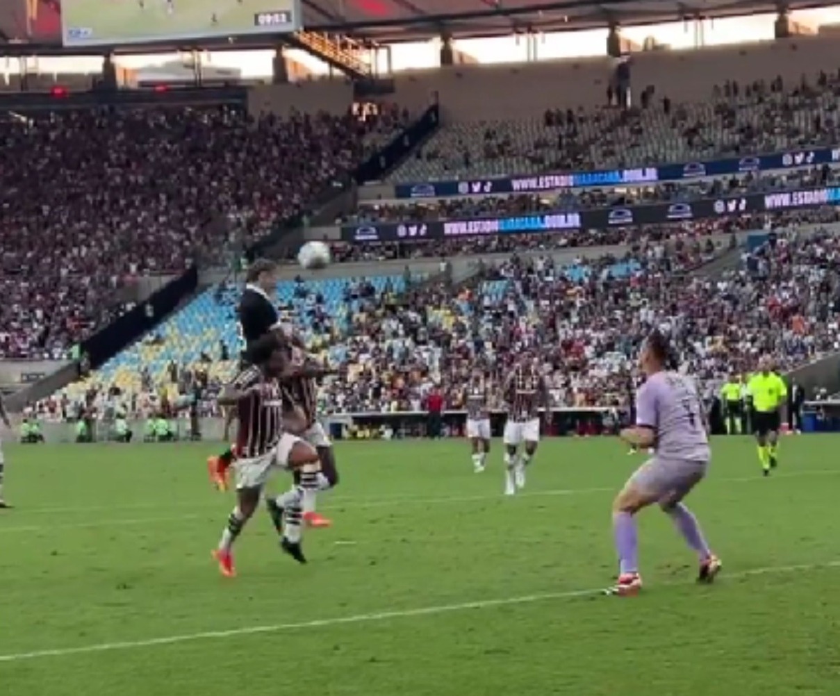 Fluminense marca segundo gol, mas Vasco reage no 1º tempo do Brasileirão; vídeos