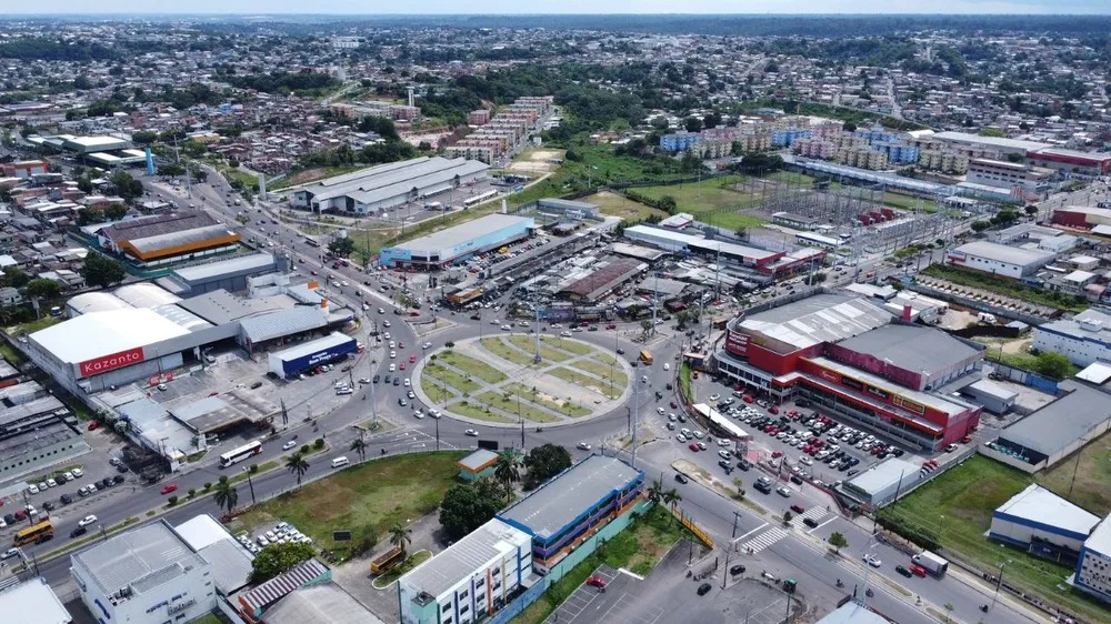 Trânsito será interditado para obras na Bola do Produtor neste sábado