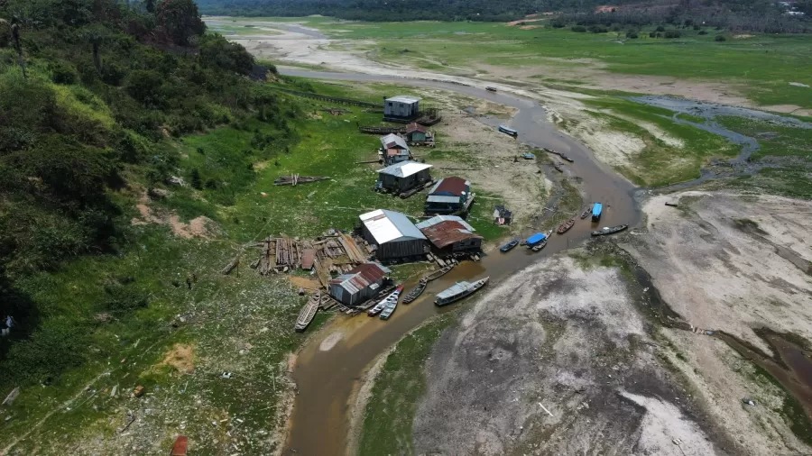 Defesa Civil prevê seca severa e recomenda estoque de água e alimento no Amazonas