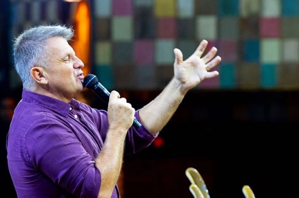 Esposa de pastor da igreja Bola de Neve obtém medida protetiva contra o marido