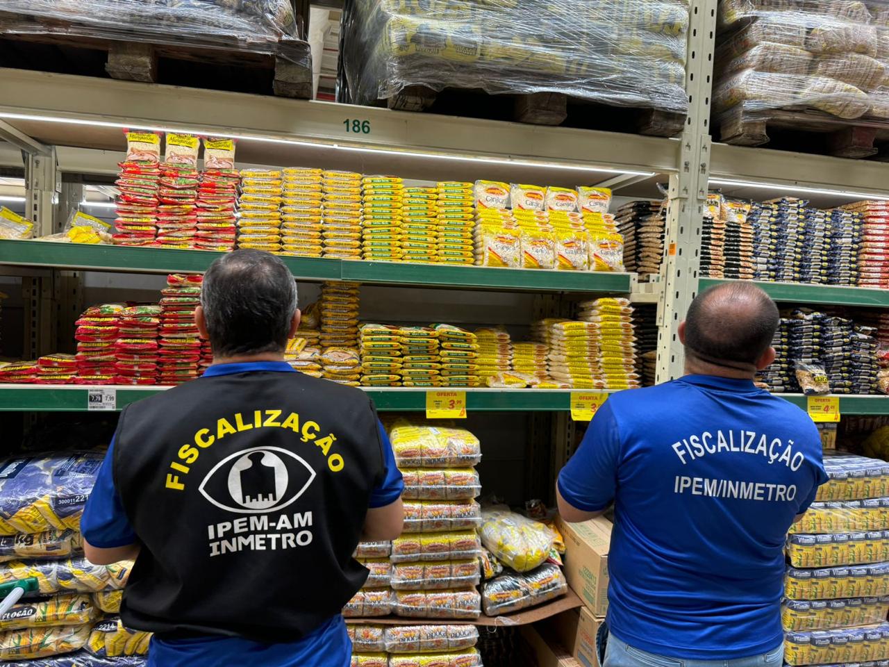 Produtos típicos de festas juninas são reprovados em fiscalização em Manaus