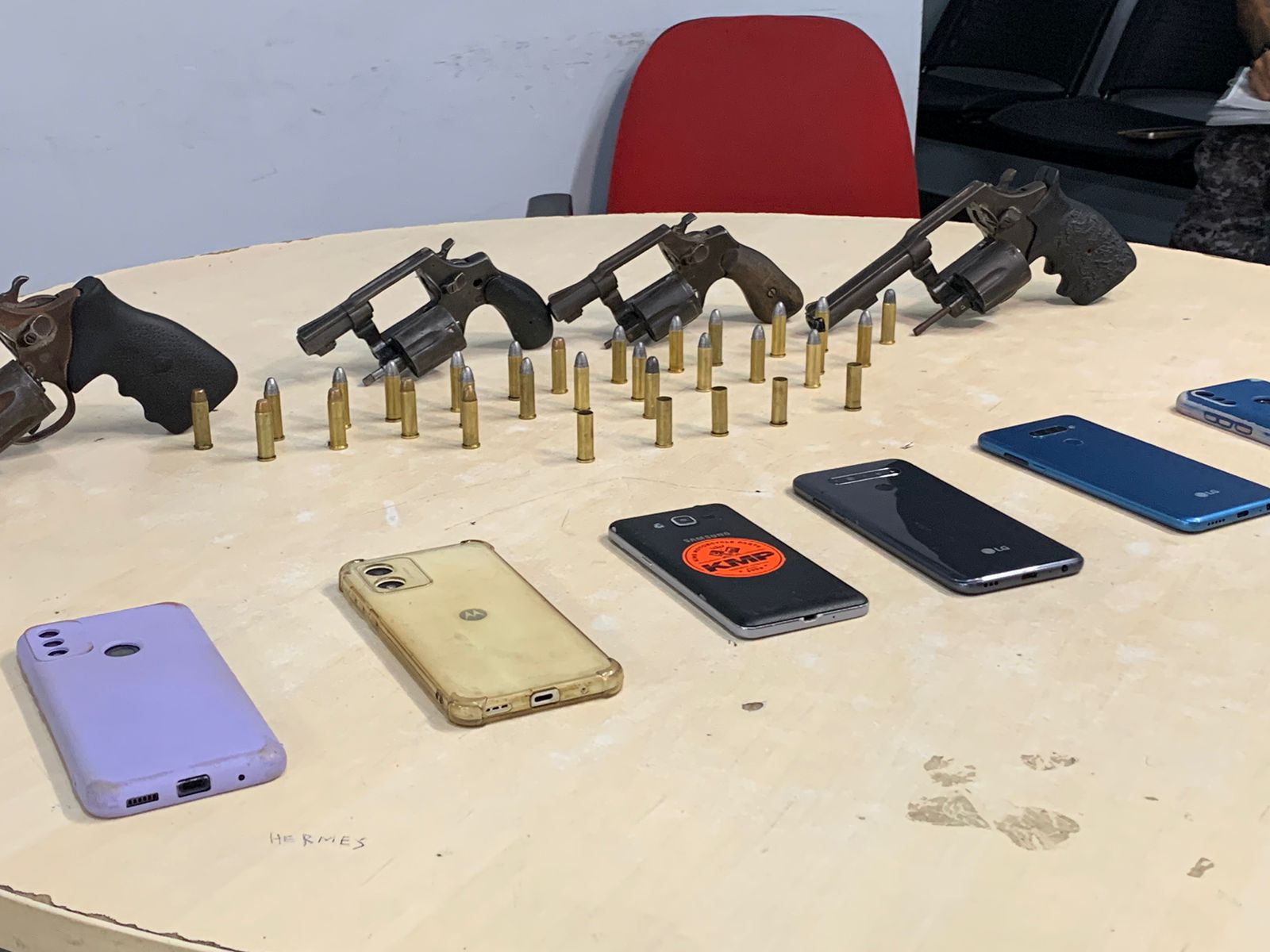 Grupo suspeito de integrar facção é preso após tiroteio em Manaus 