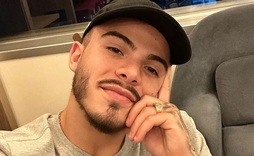 Após se converter, Thomaz Costa vende curso de "equilíbrio emocional" por R$ 5 mil