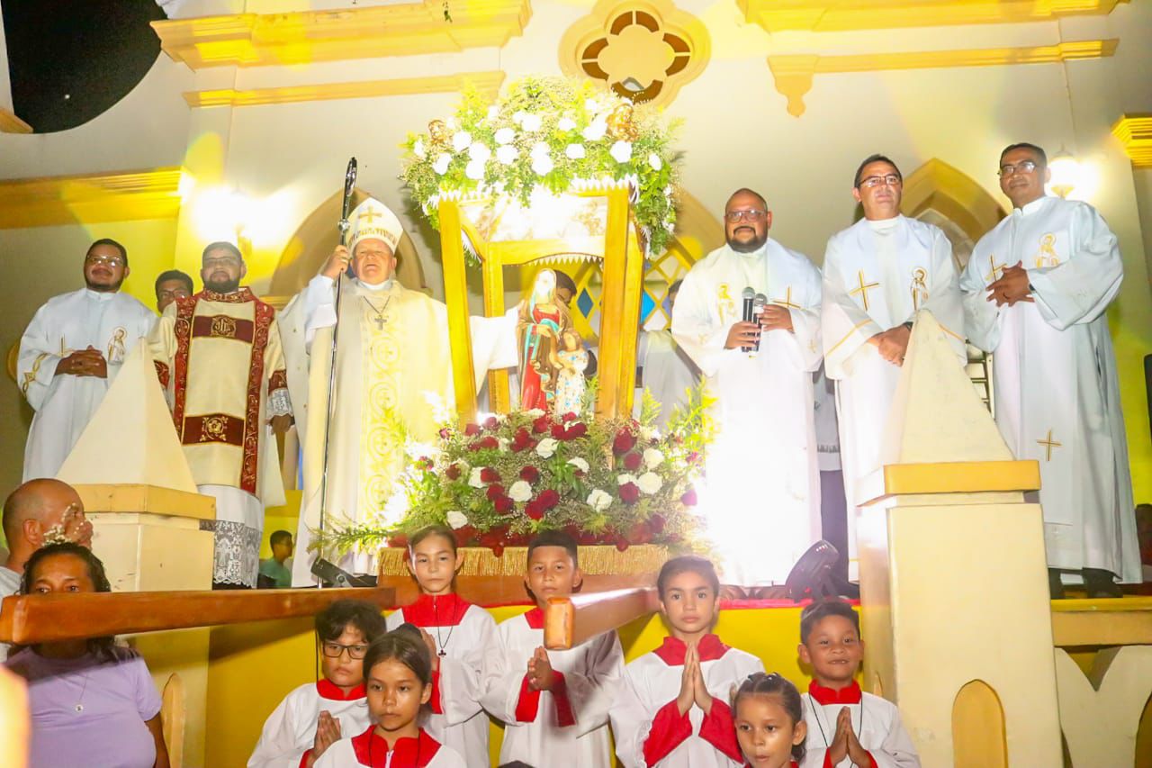 Coari celebra 92 anos de história com fé e devoção à Sant’Ana