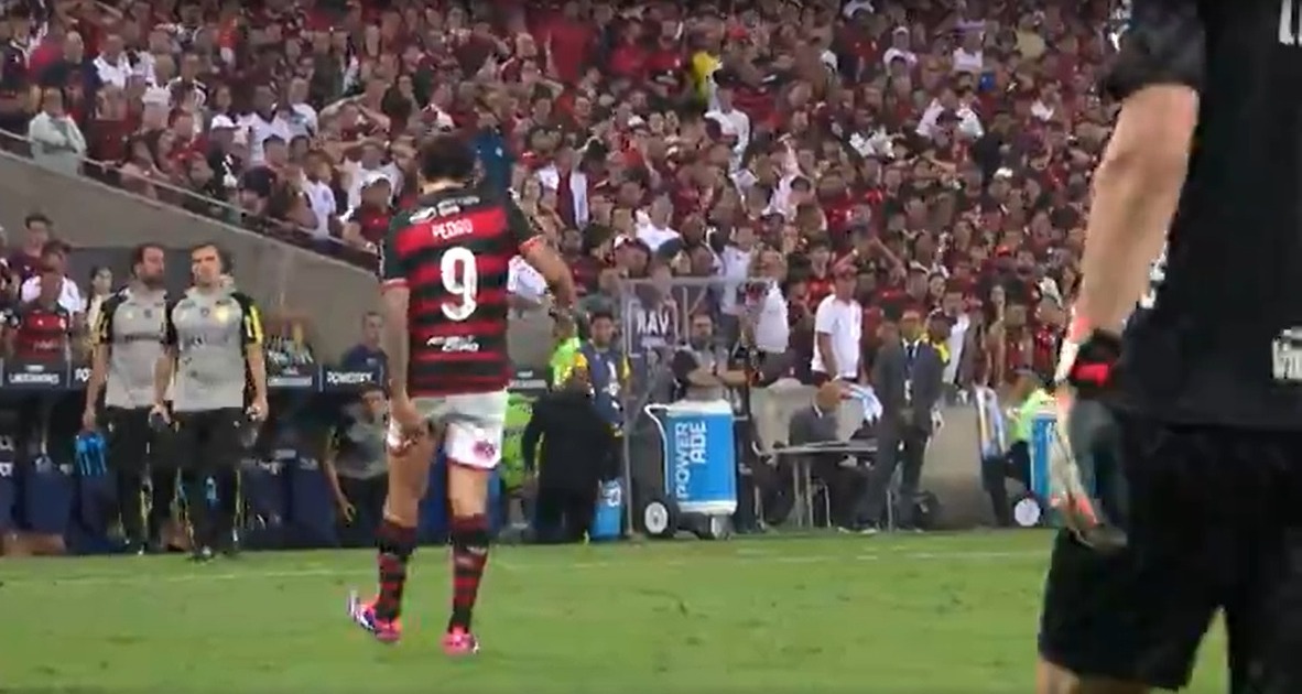 Exames confirmam lesões em Pedro e Gabigol e atacantes só voltam em setembro