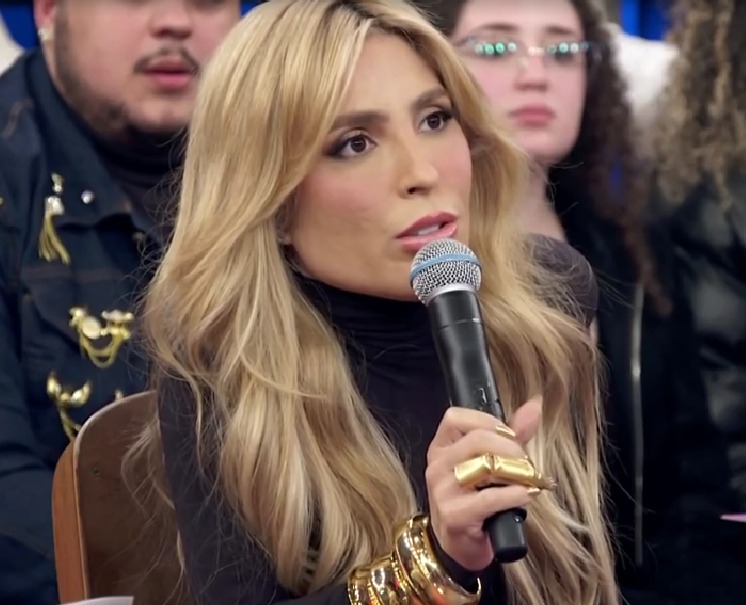 Manu Bahtidão revela diagnóstico de depressão e síndrome do pânico: 'angústia sem fim'