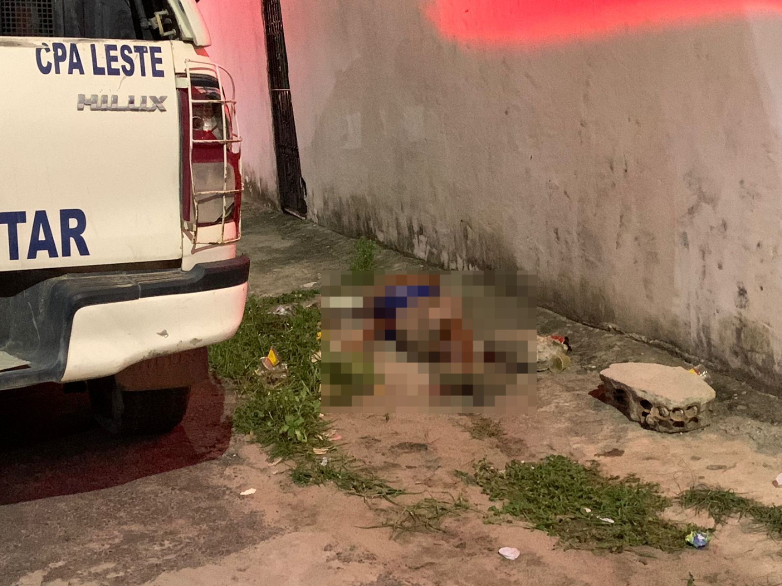 Homem é executado  em Manaus e facção deixa bilhete com nome da próxima vítima