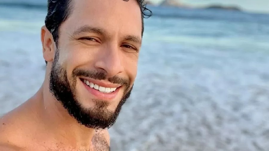 Rainer Cadete diz ser fã de sexo anal e revela se é ativo ou passivo
