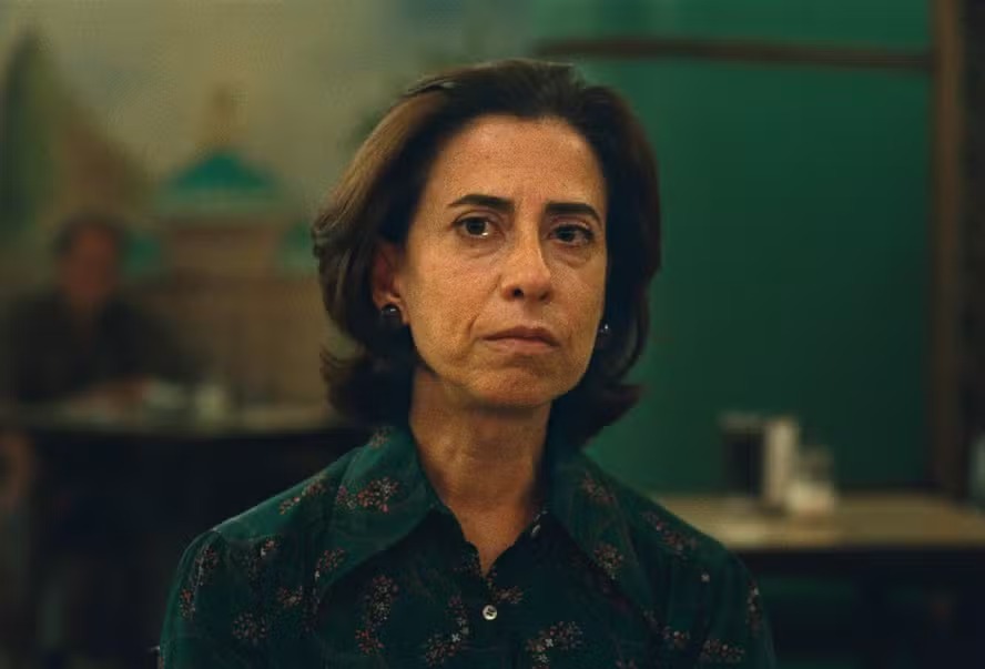 Fernanda Torres não é indicada ao SAG Awards e brasileiros se revoltam