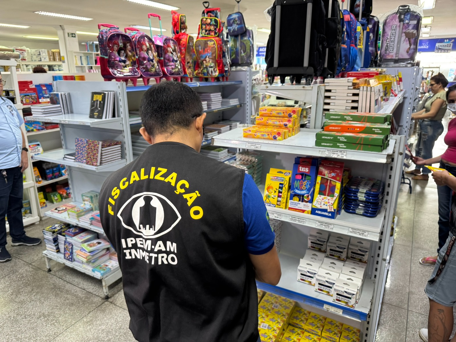 Ipem-AM reprova marcas de materiais escolares e pode multar empresas em até R$ 1,5 milhão