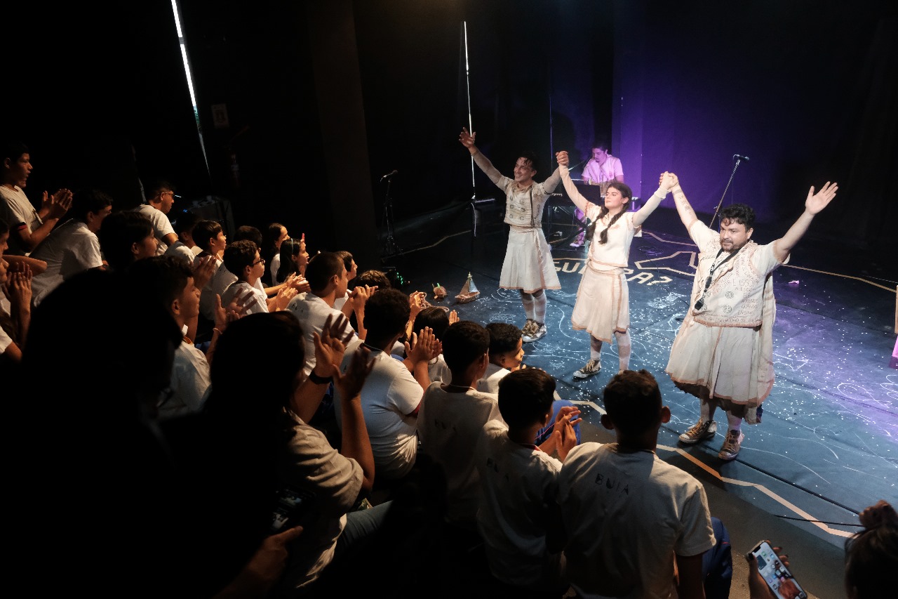 Dia do Teatro: projeto de cia amazonense oferece espaço para dramaturgia e performance