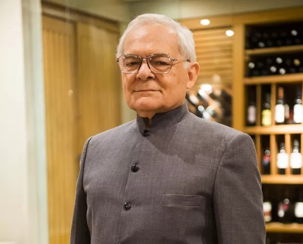 Othon Bastos passa mal durante peça de teatro e é internado às pressas