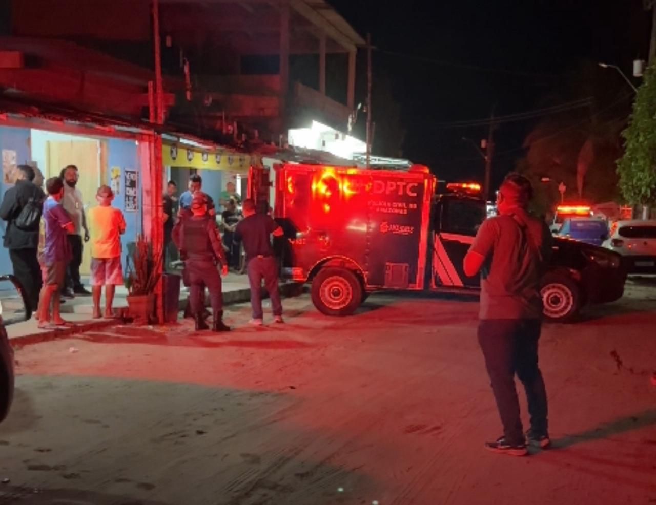 Homem é executado com 6 tiros por pistoleiros na AM-010