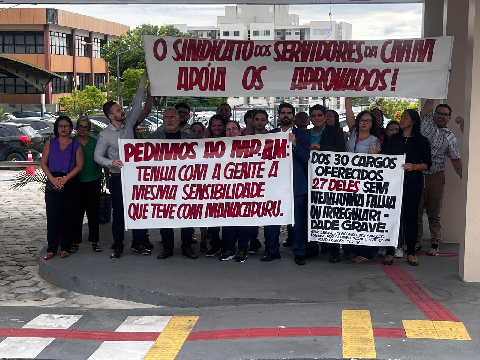 Aprovados da CMM protocolam pedido no MP para reverter anulação de concurso público