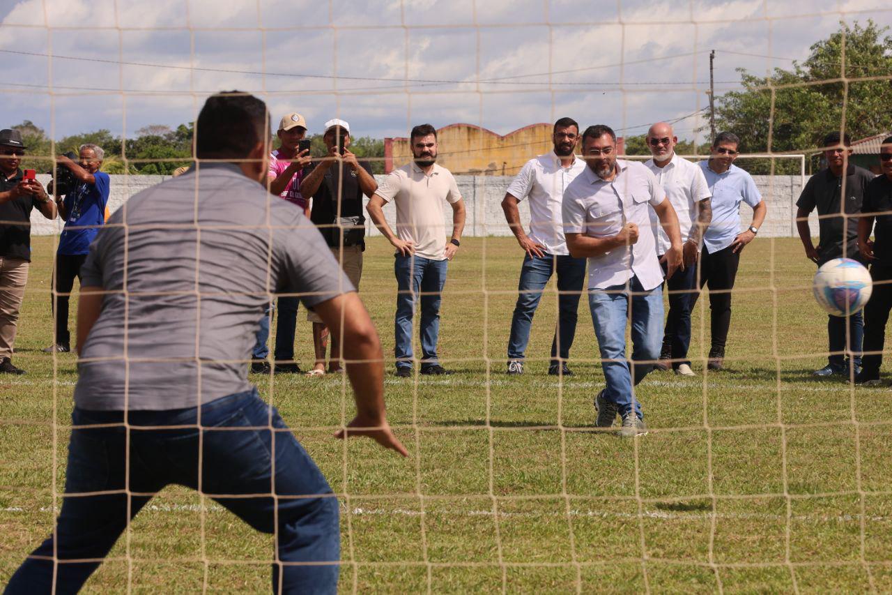 Wilson Lima faz entregas em Parintins com ações para o setor primário, saúde e inclusão social
