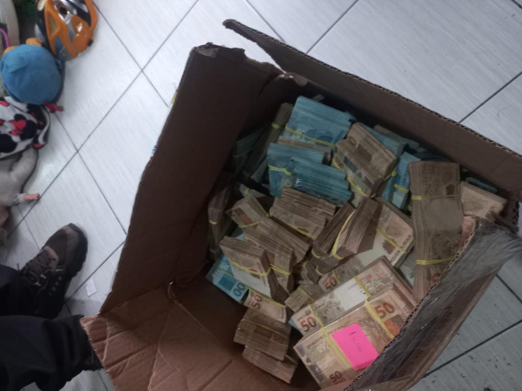 Mandados são cumpridos no AM em investigação sobre golpes contra jogadores de futebol