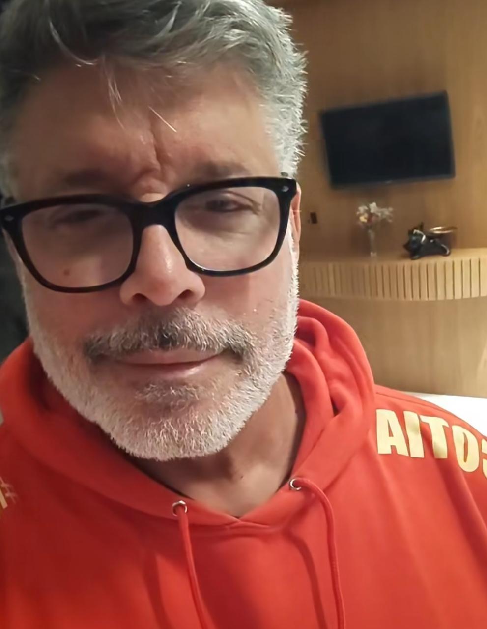 Justiça manda penhorar contas de Alexandre Frota, mas valor encontrado chama atenção