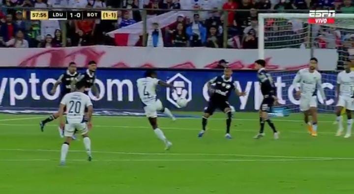 Botafogo perde para a LDU e é eliminado da Libertadores