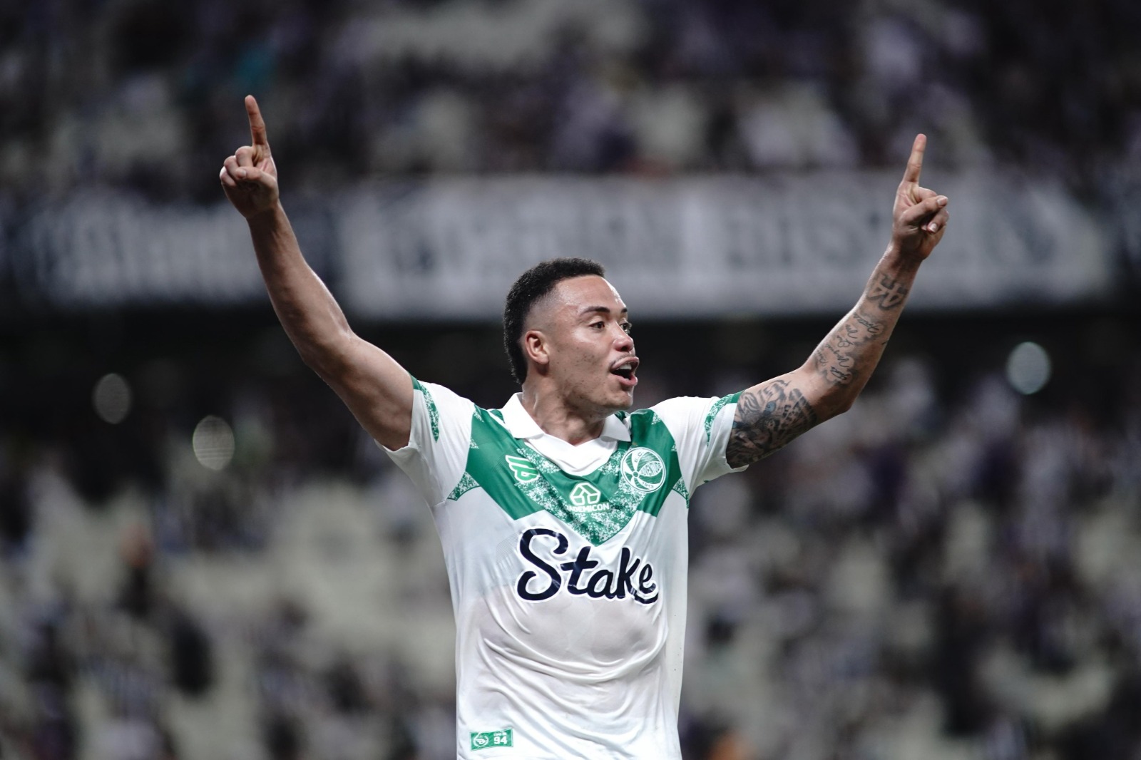 Juventude marca nos acréscimos e vence o Ceará na Arena Castelão