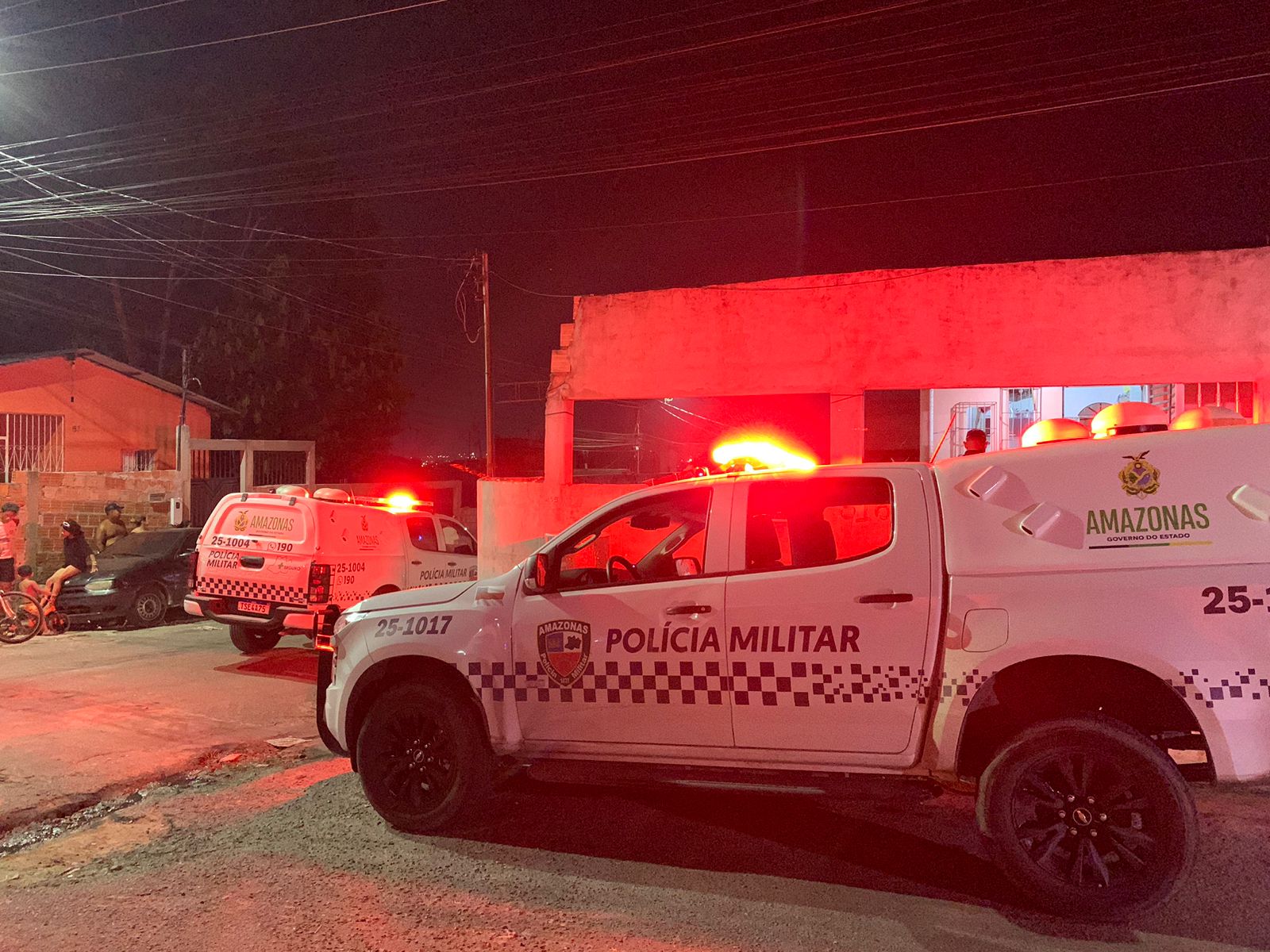 Criminosos encapuzados invadem casa e matam morador no Monte das Oliveiras