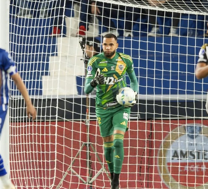 Goleiro do Atlético-MG, Everson relata assédio sexual contra a filha em estádio