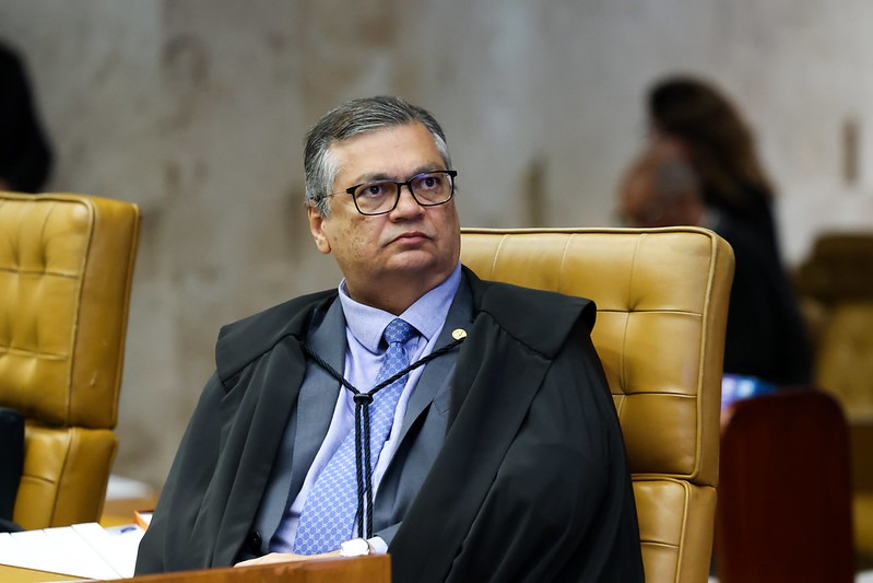 Ministro Flávio Dino determina inquérito da PF para apurar conclusões da CPI da Covid