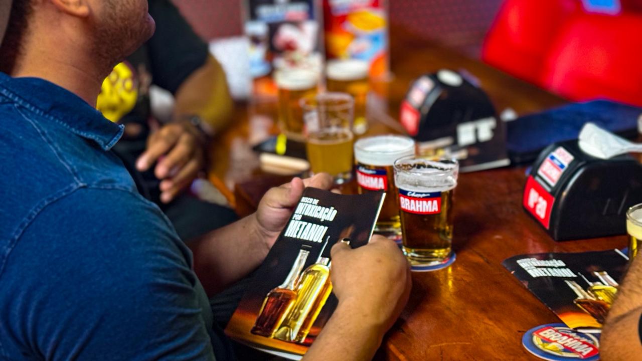 Procon fiscaliza estabelecimentos para prevenir casos de intoxicação por metanol em Manaus 