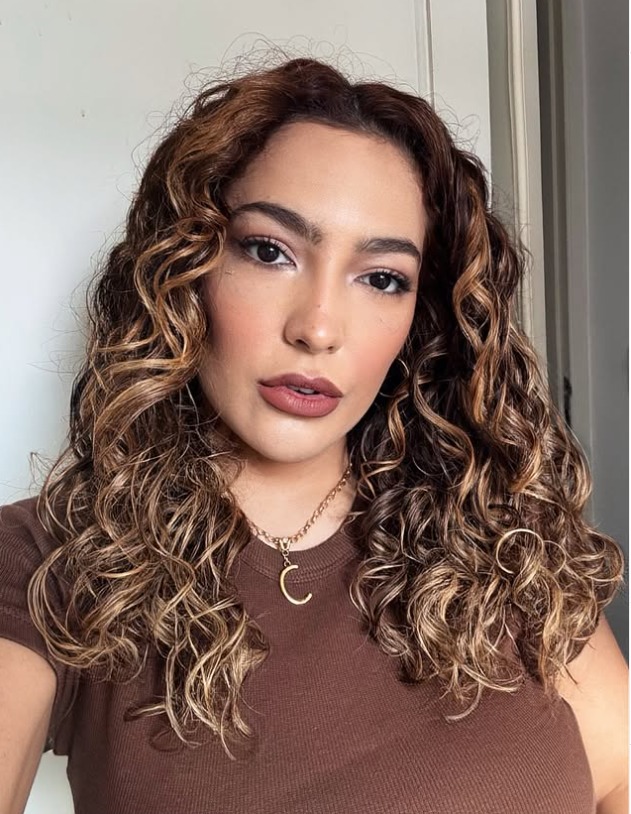 Ex de Lucas Buda, Camila Moura faz recauchutagem após perder 40kg; veja fotos