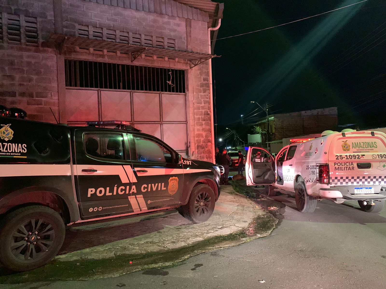Jovem de pijama é torturado até os ossos quebrarem e morto com 15 tiros neste Natal em Manaus