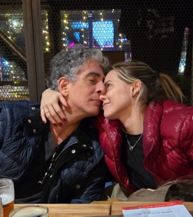 Letícia Colin posta foto romântica com Michel Melamed e levanta suspeita de reconciliação