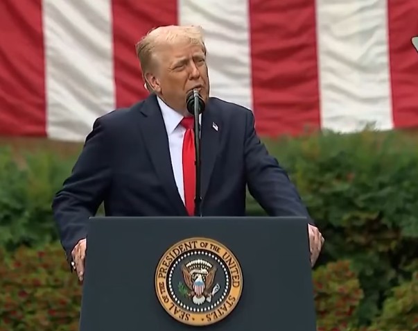 'Shutdown' paralisa governo dos EUA, suspende serviços e causa caos econômico