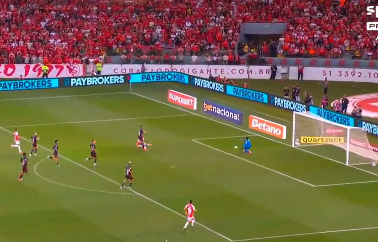 Inter e Flamengo empatam em 1 a 1 e mantém posição no Brasileirão