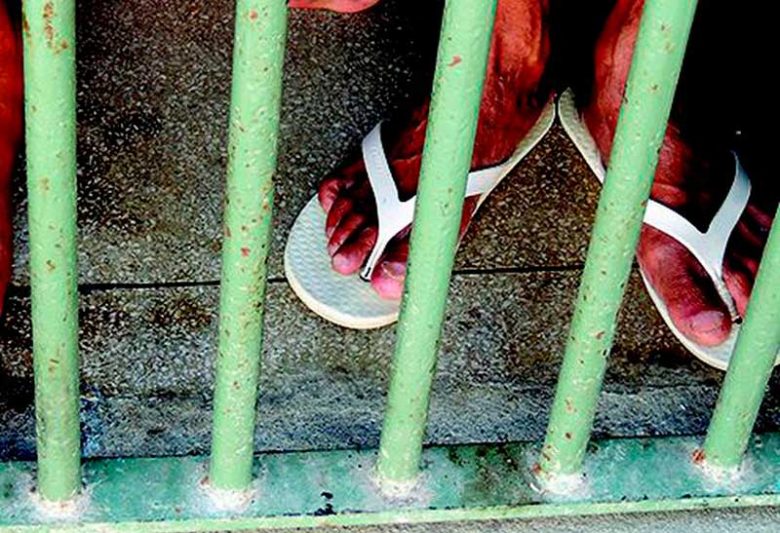 Travestis e pessoas trans podem optar por cadeias femininas ou masculinas