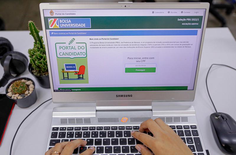 Prefeitura divulga prazos para pedidos de suspensão e reativação do Bolsa Universidade