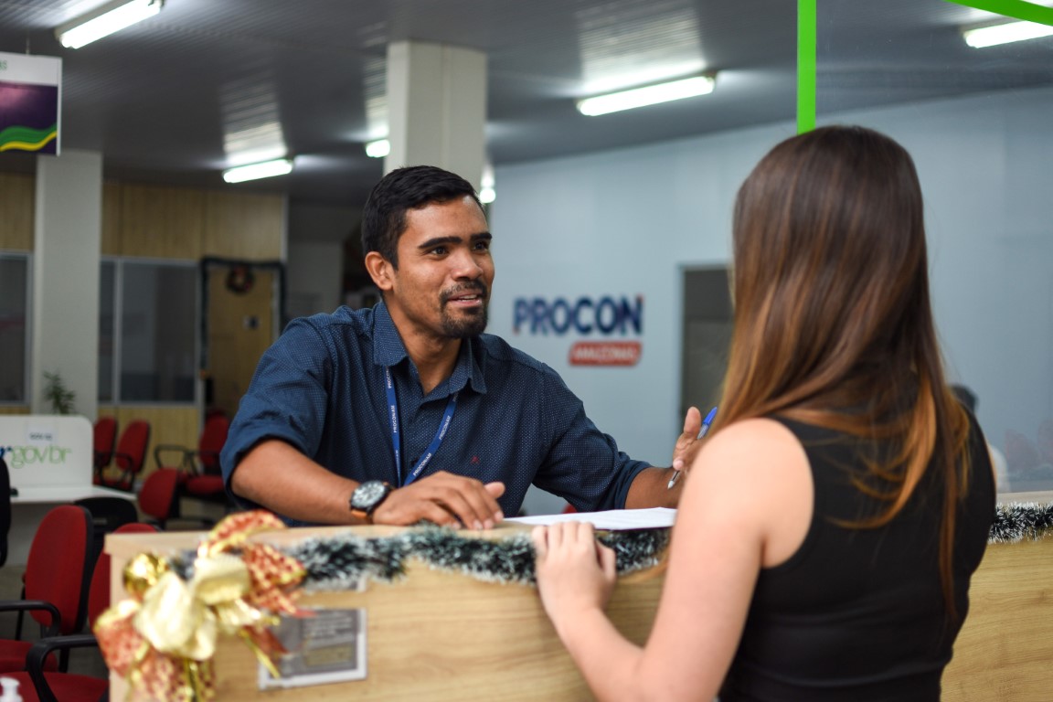 Consumidores podem renegociar dívidas de água e luz em Feirão do Procon Amazonas