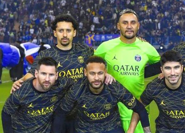 Neymar fica fora de primeiro jogo do PSG após se recuperar de lesão