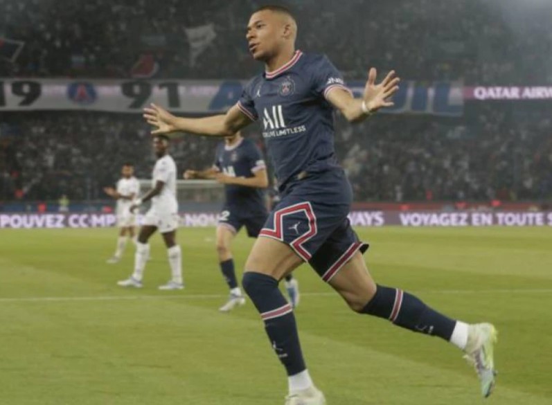 Sem Neymar e em desvantagem, PSG enfrenta o Bayern na Champions