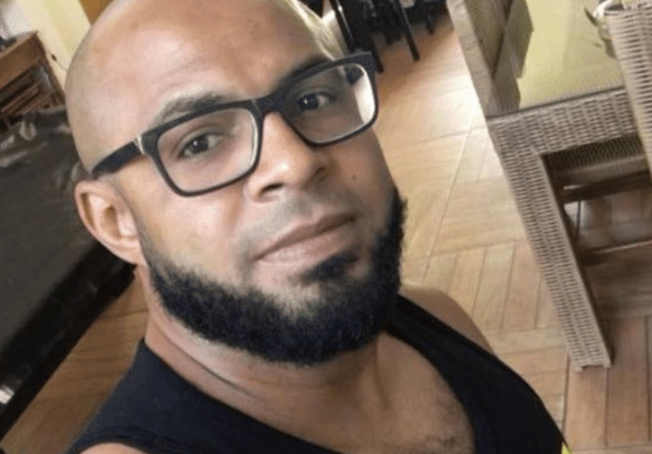 Homem mata namorada, faz transmissão ao vivo e é morto pela polícia