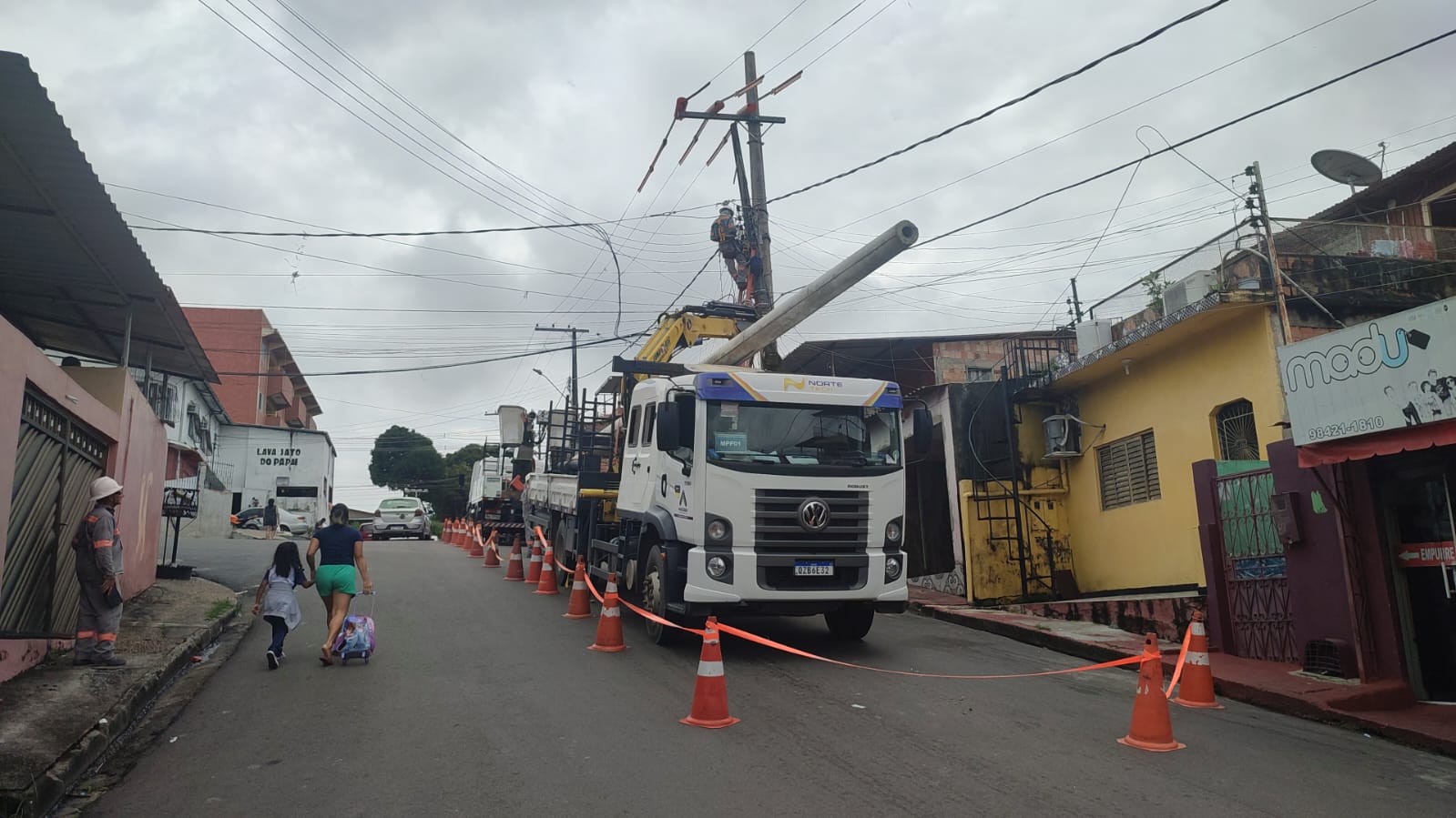 Cinco bairros de Manaus e ramal na BR-174 ficam sem energia nesta segunda-feira
