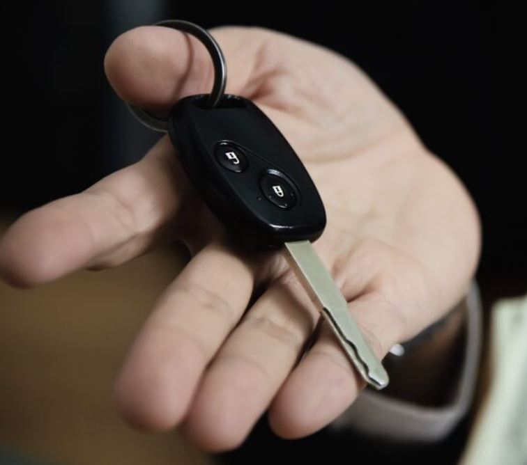 Cliente é indenizado por empresa após ter carro apreendido e leiloado no Amazonas 